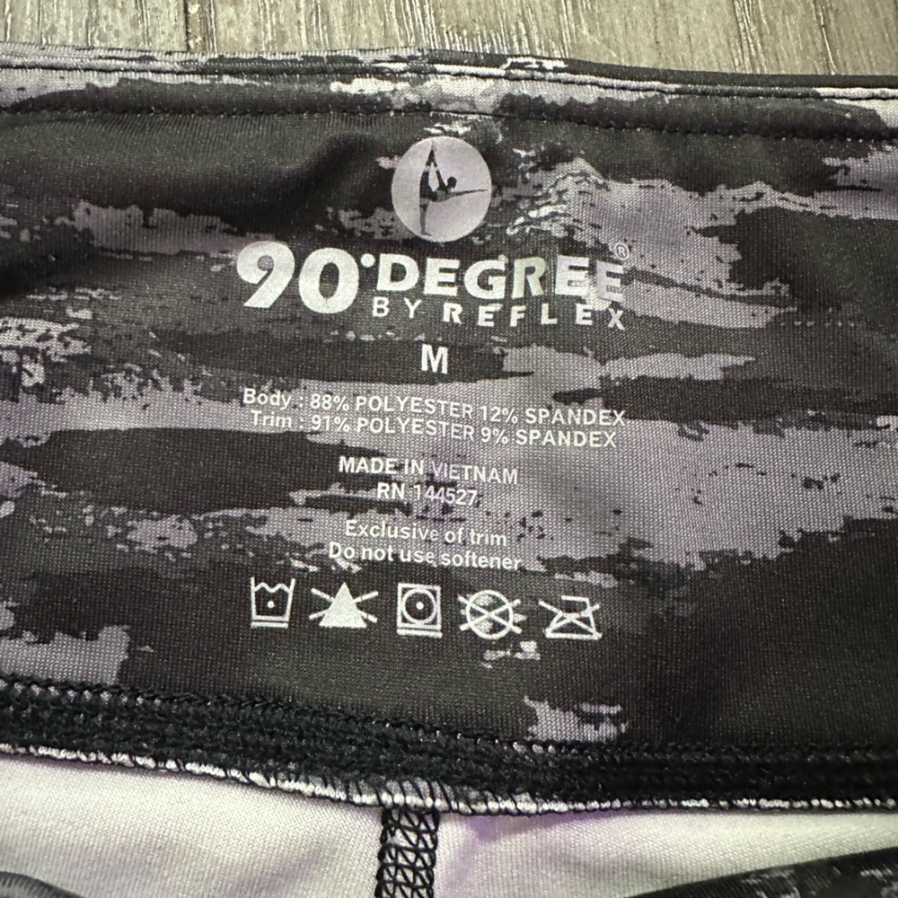 90 Degree by Reflex Workout Leggings - Picture 3 of 10